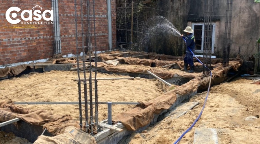 Bảo dưỡng bê tông đà kiềng sau khi đổ